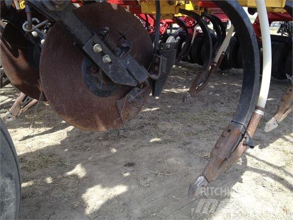 Bourgault 5710 Perforatrici