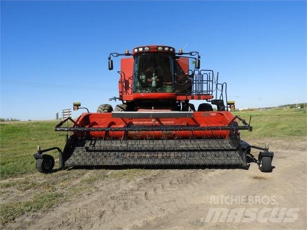 Case IH 8230 Mietitrebbiatrici