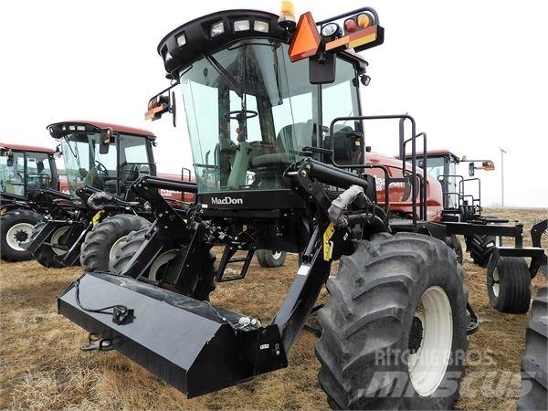 MacDon M155 Andanatori