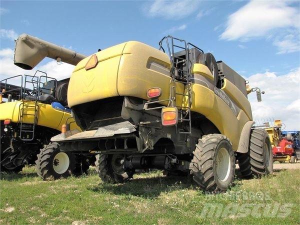New Holland CX860 Mietitrebbiatrici
