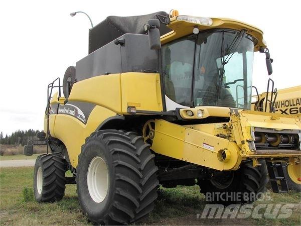 New Holland CX860 Mietitrebbiatrici