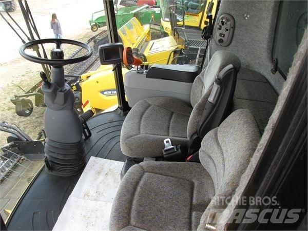 New Holland CX860 Mietitrebbiatrici