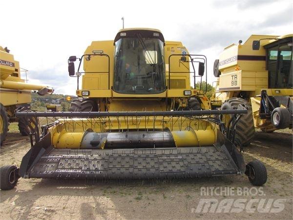 New Holland TX66 Mietitrebbiatrici