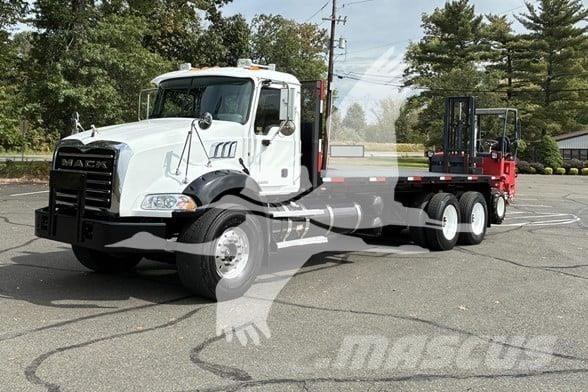 Moffett M55 Muletti autotrasportati