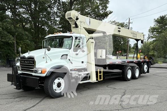 National 900A Autogru