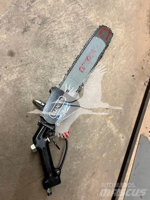 Stanley CS04 Motoseghe e decespugliatori a disco