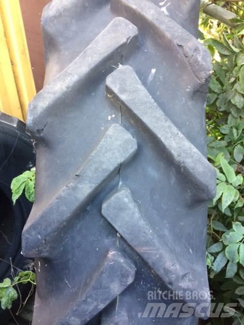  12.4x36 Pneumatici, ruote e cerchioni