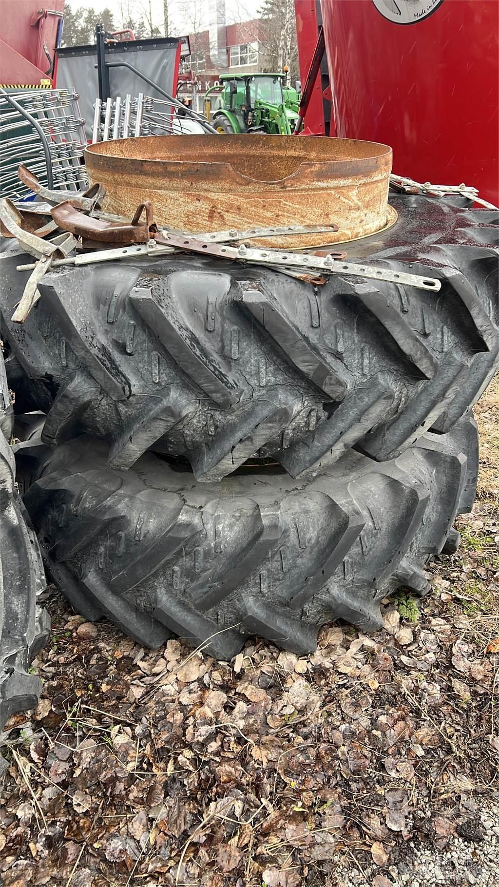  20.8R 38 Pneumatici, ruote e cerchioni