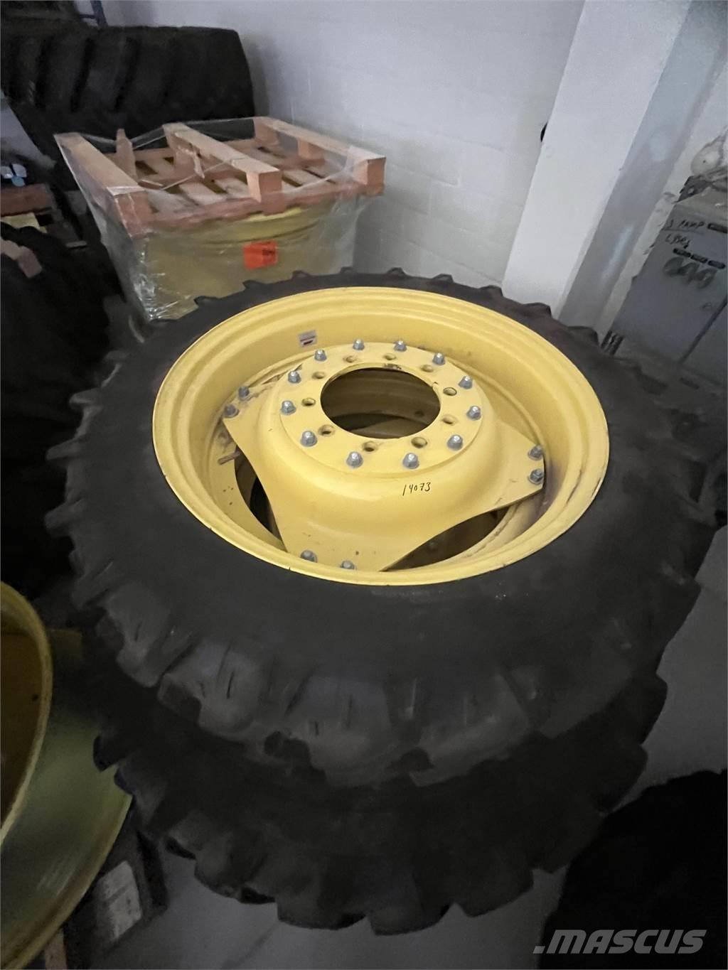  300/95X52 270/95X36 Pneumatici, ruote e cerchioni