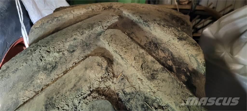  600/70X30 DUBBELMONTAGE Pneumatici, ruote e cerchioni