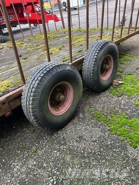  BALVAGN Rimorchi per balle