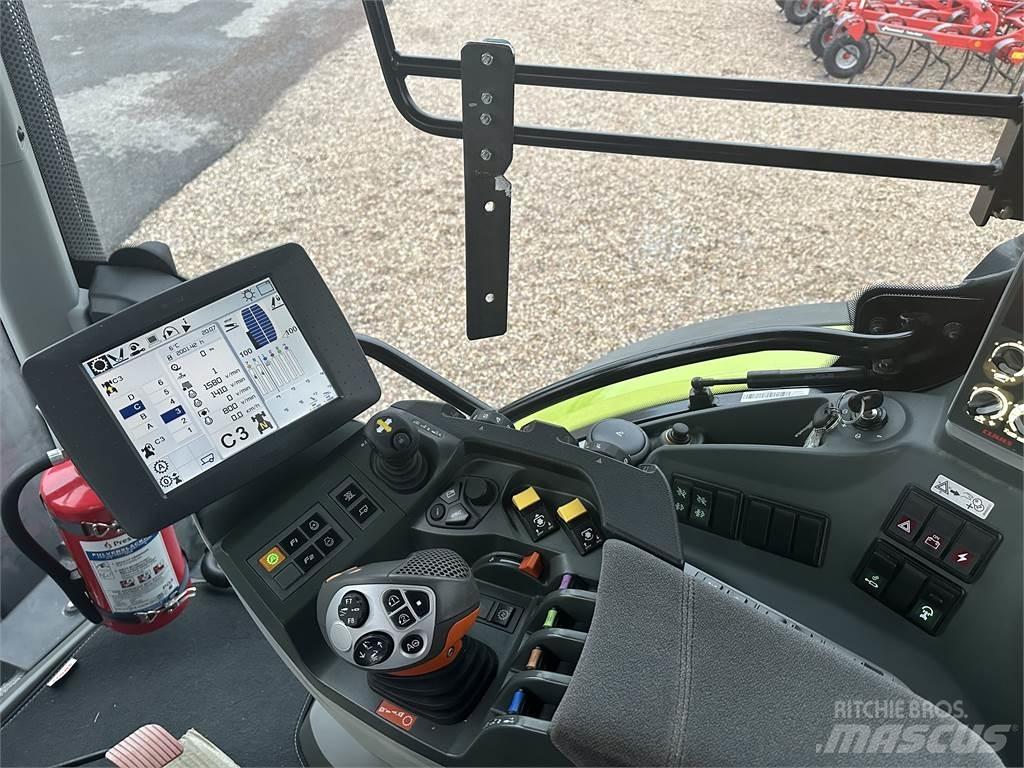 CLAAS Arion 650 Trattori