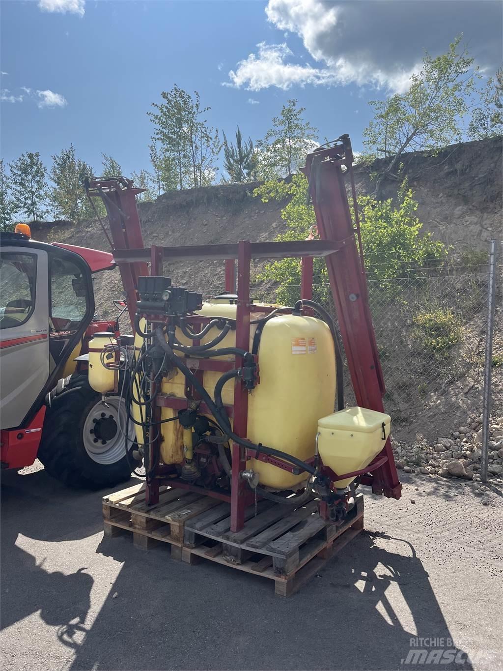 Hardi TLY 1000 Irroratrici trainate