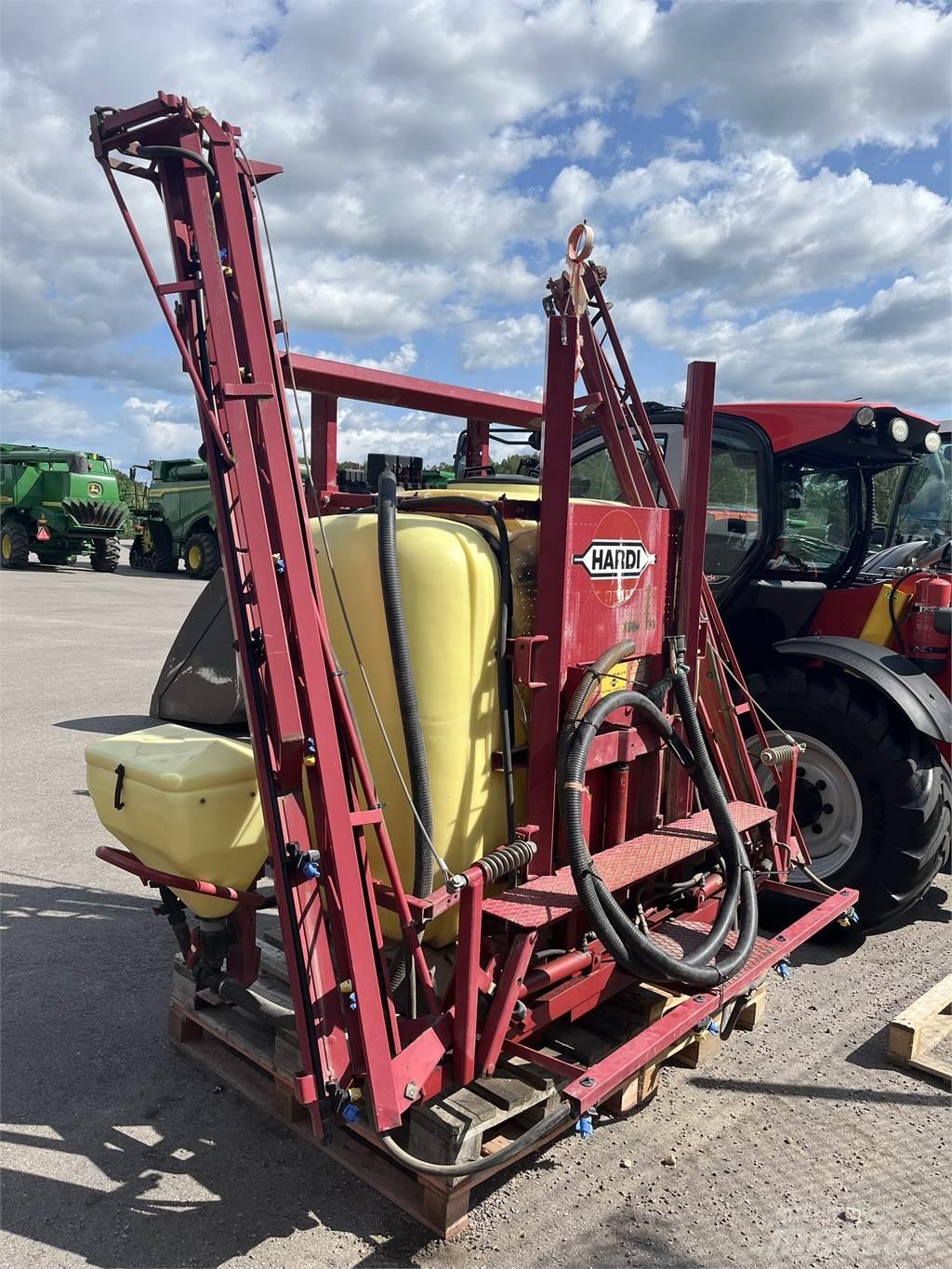 Hardi TLY 1000 Irroratrici trainate
