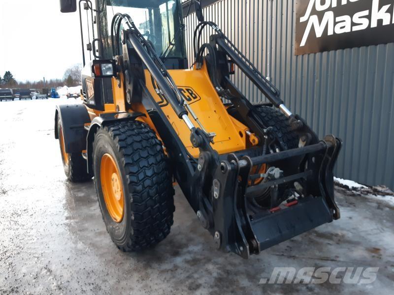 JCB 411 HT STORA BM Pale gommate