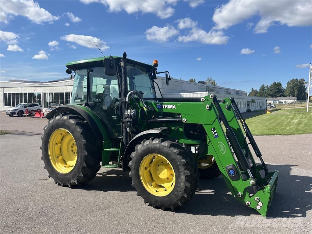 John Deere 5620 Trattori