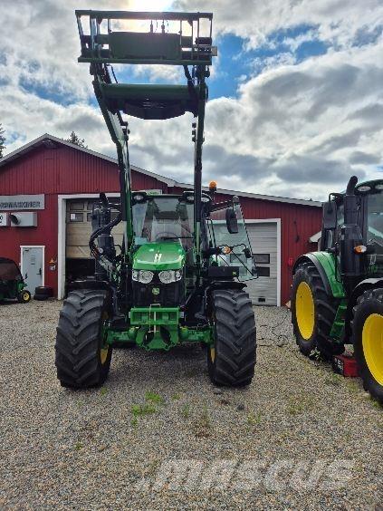 John Deere 6090M Trattori