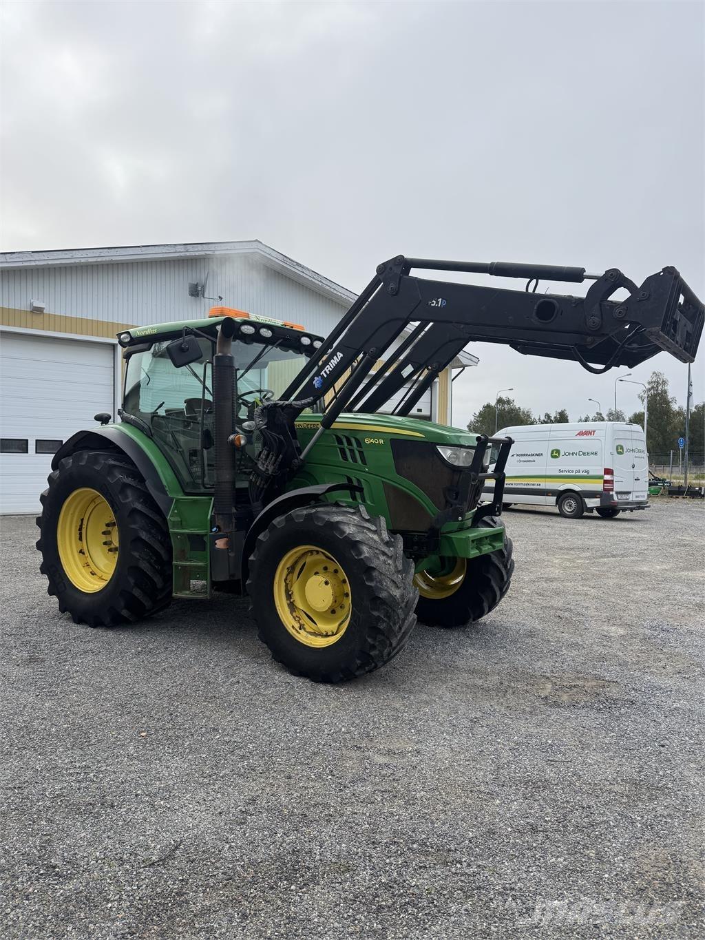 John Deere 6140R Trattori