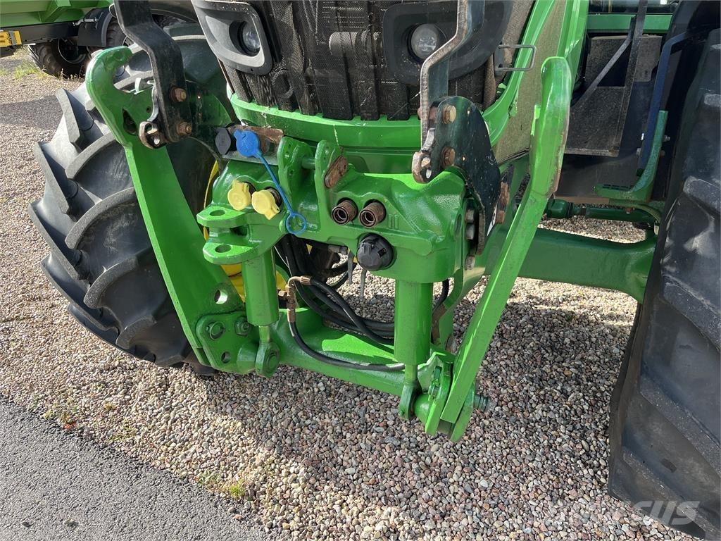 John Deere 6150M Trattori