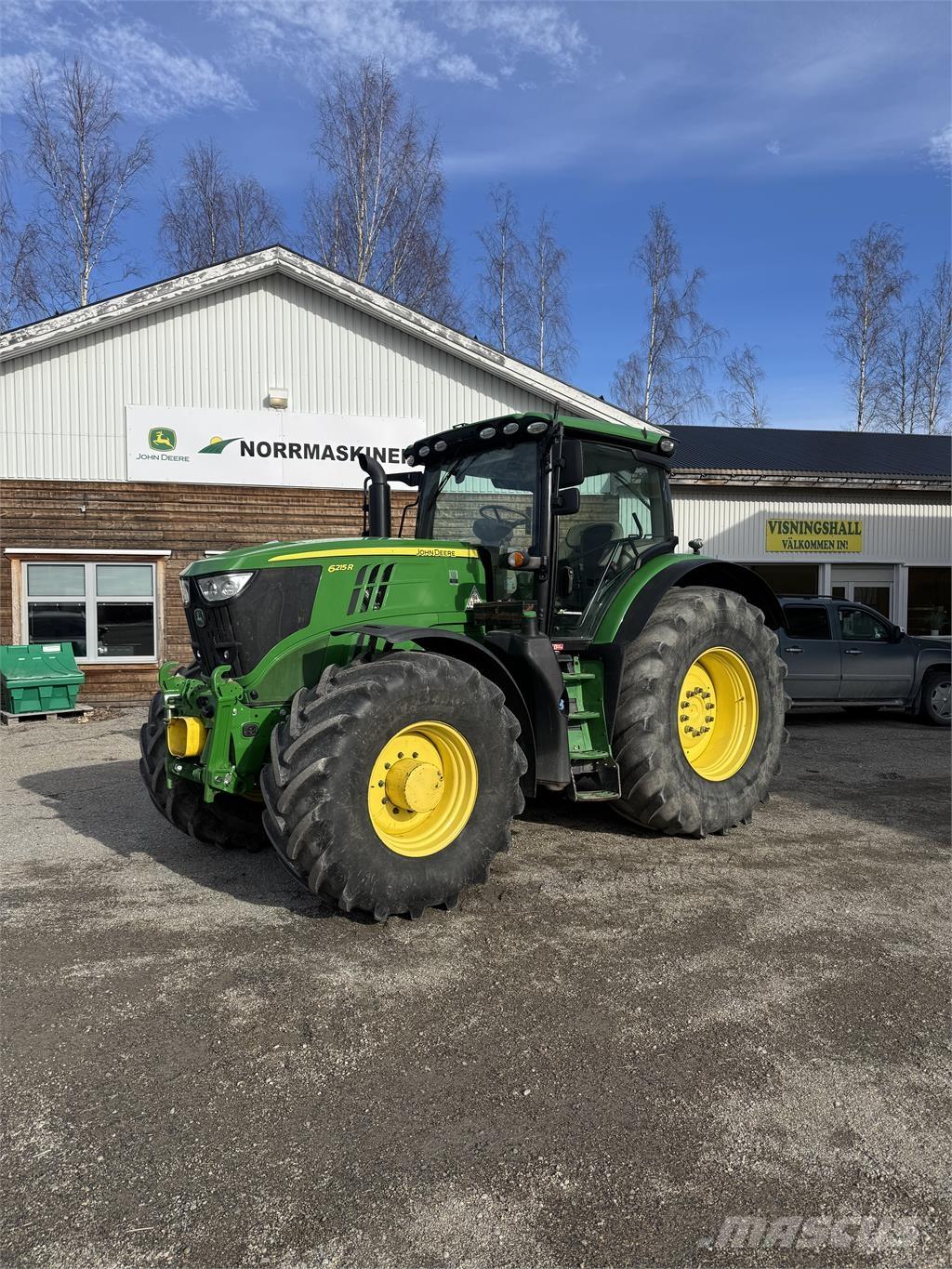 John Deere 6215R Trattori
