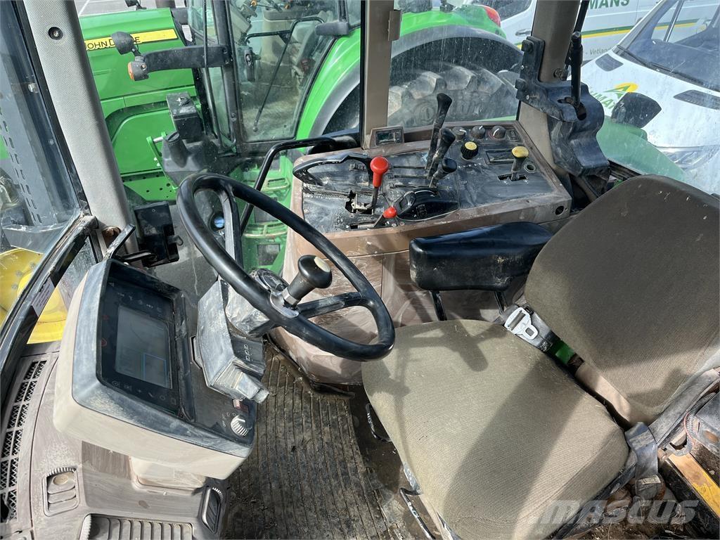 John Deere 7700 Trattori
