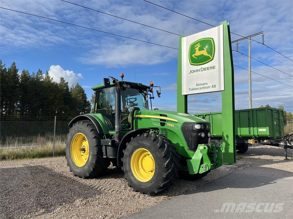 John Deere 7930 Trattori