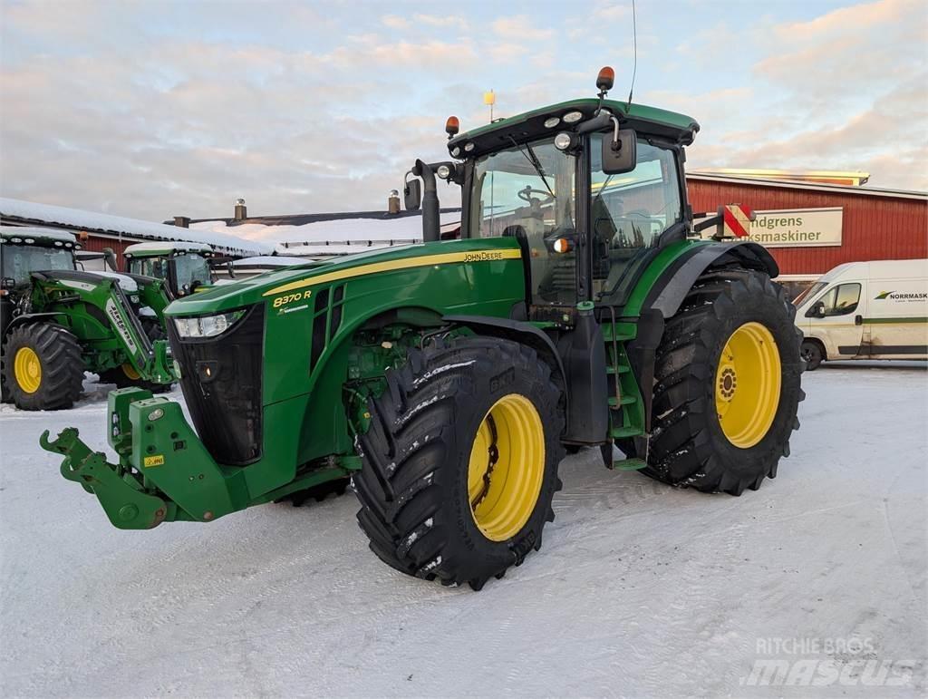 John Deere 8370R Trattori
