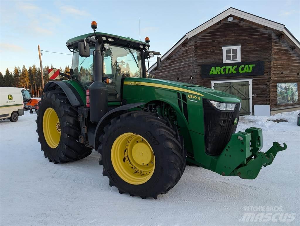 John Deere 8370R Trattori