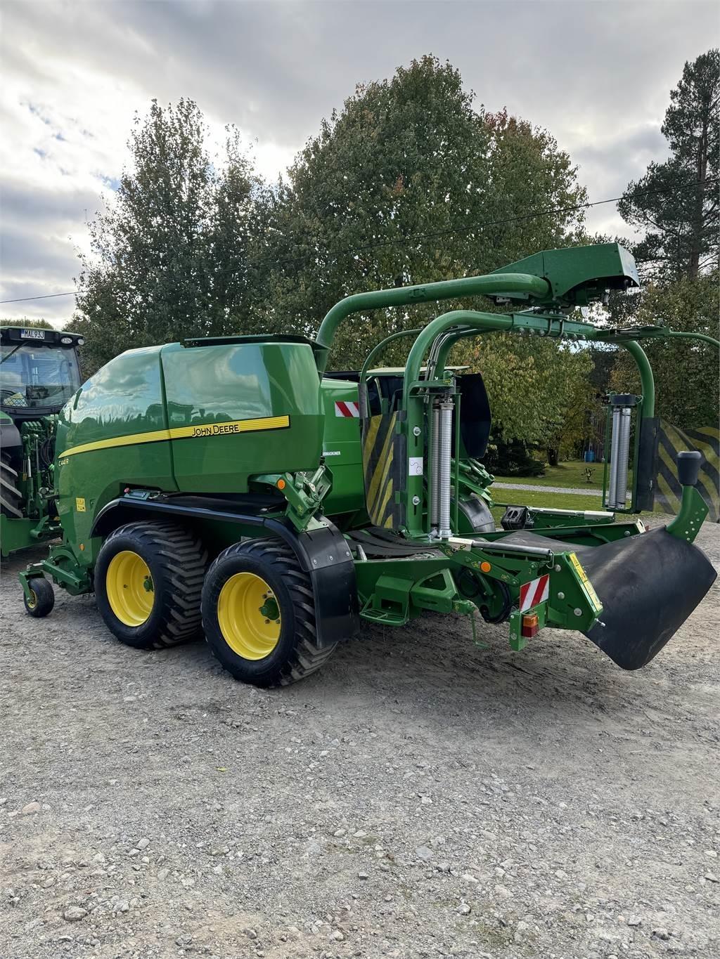John Deere C441R boggie Altri macchinari per falciare e trinciare