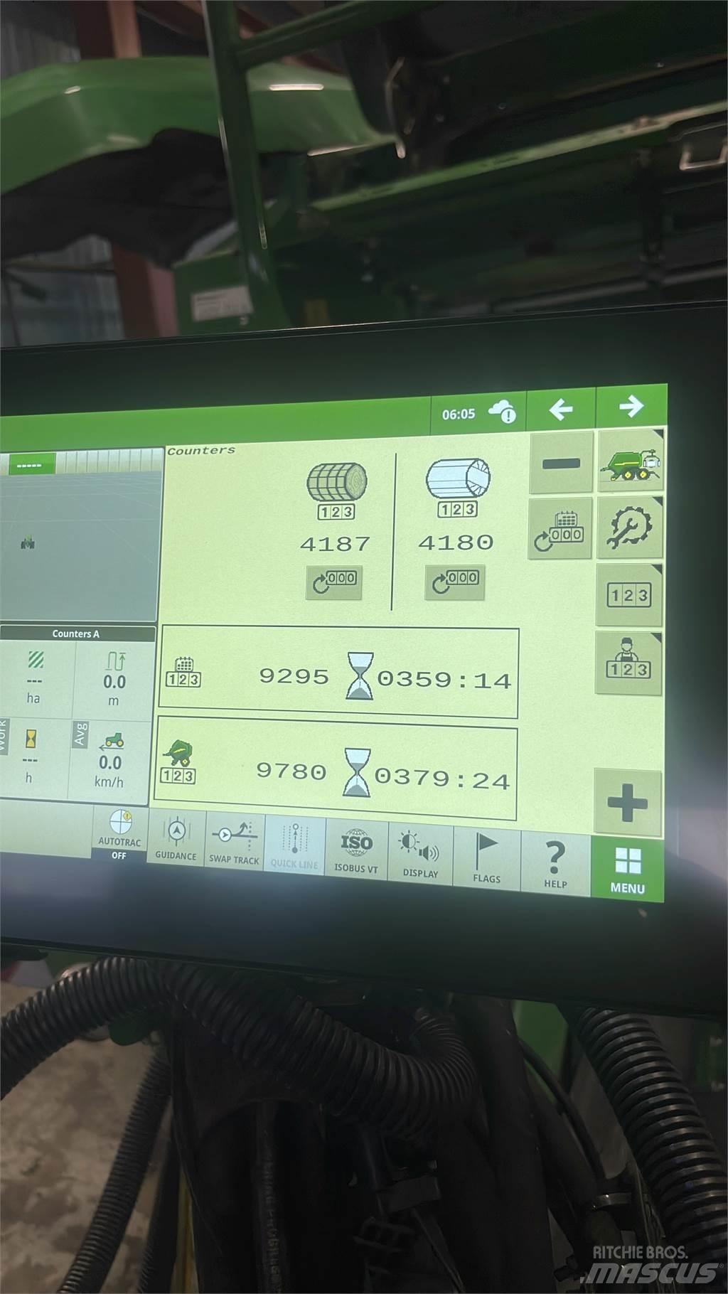 John Deere C441R boggie Altri macchinari per falciare e trinciare