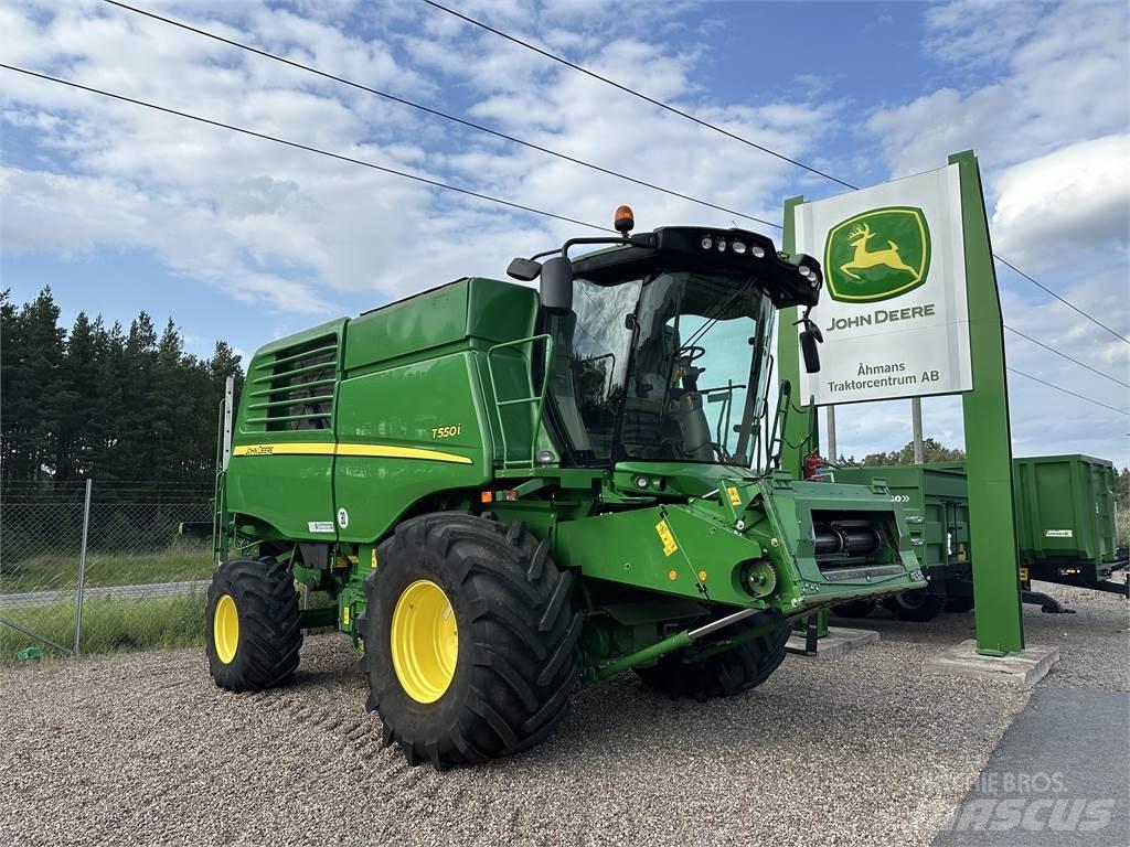 John Deere T550 Mietitrebbiatrici