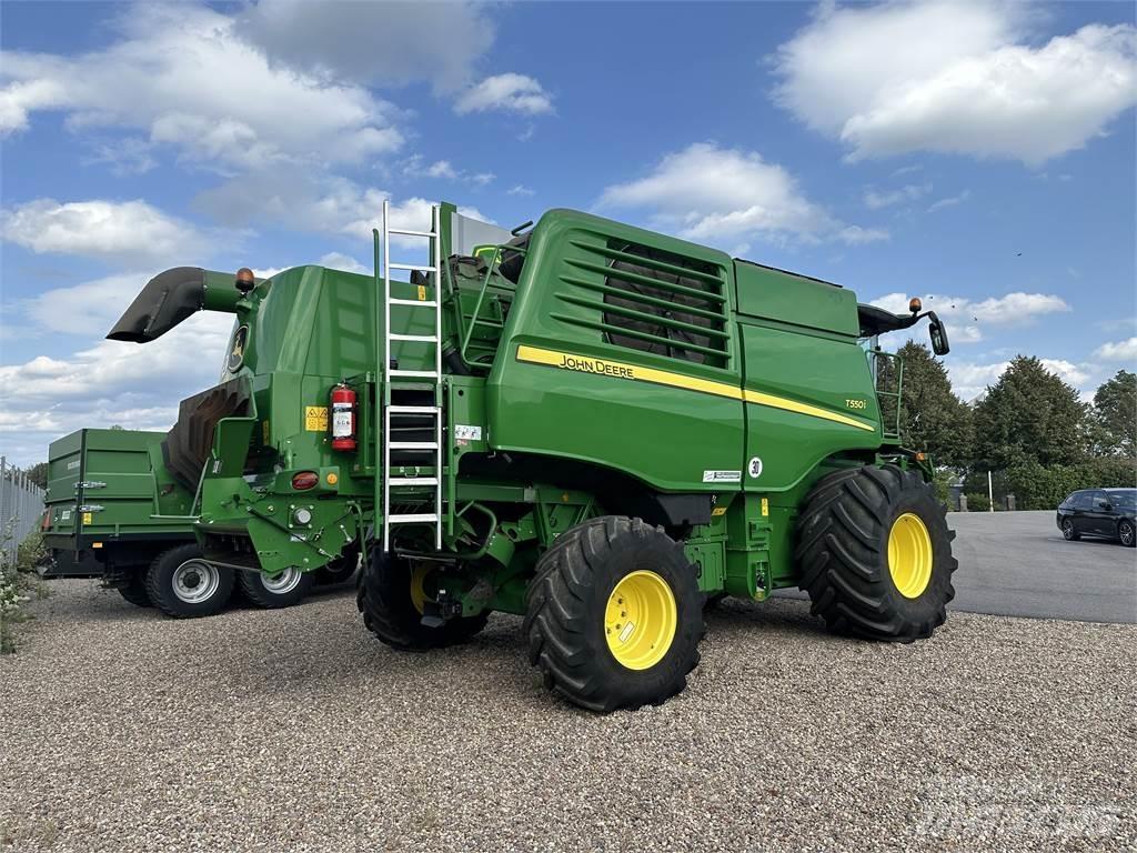 John Deere T550 Mietitrebbiatrici