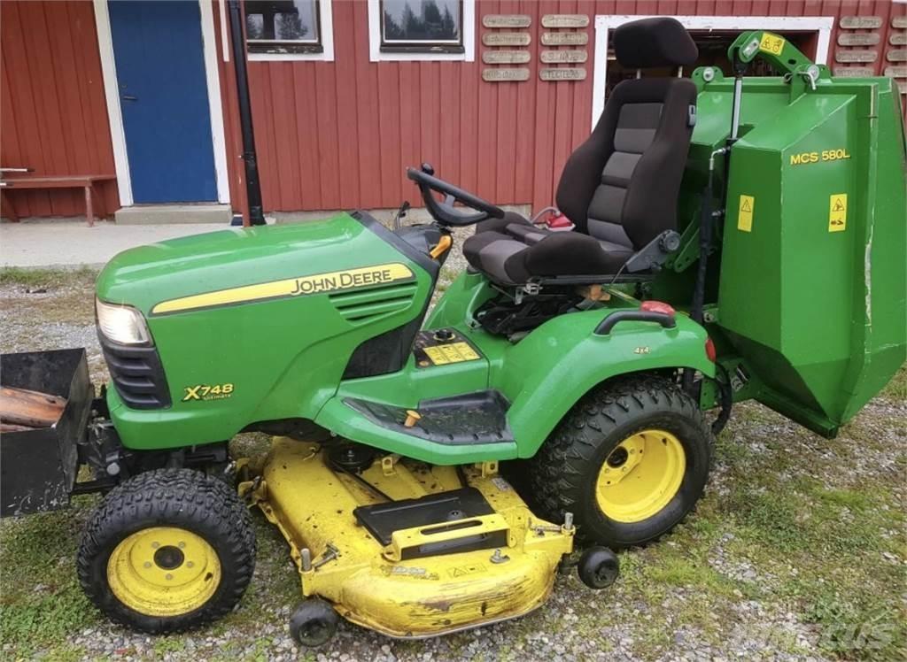 John Deere x748 Trattorini tagliaerba