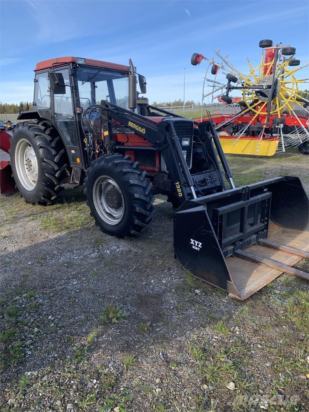 Massey Ferguson 365 4WD Trattori