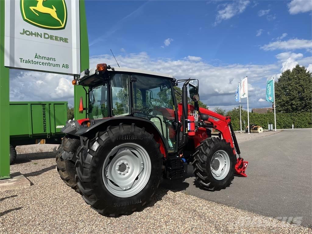Massey Ferguson 4708M Trattori