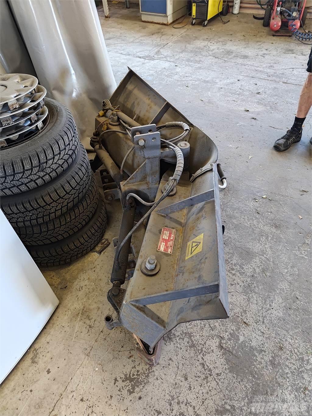 Siringe 170 VIKPLOG 3-P Lame spazzaneve e aratri