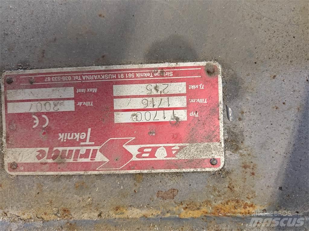 Siringe 170 VIKPLOG 3-P Lame spazzaneve e aratri