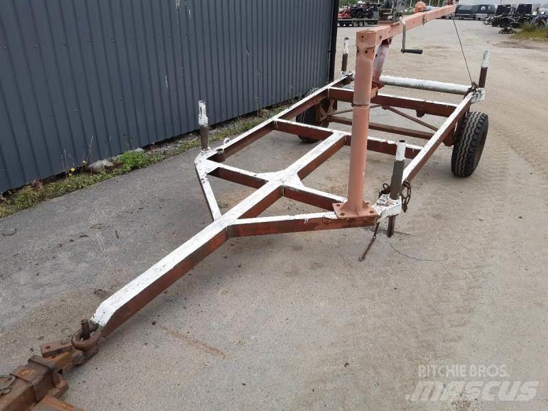  Skogvagn med vinch Rimorchi forestali