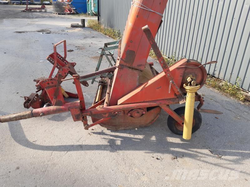  SLAGSLÅTTER TRASIG Falciatrici/cimatrici per pascoli