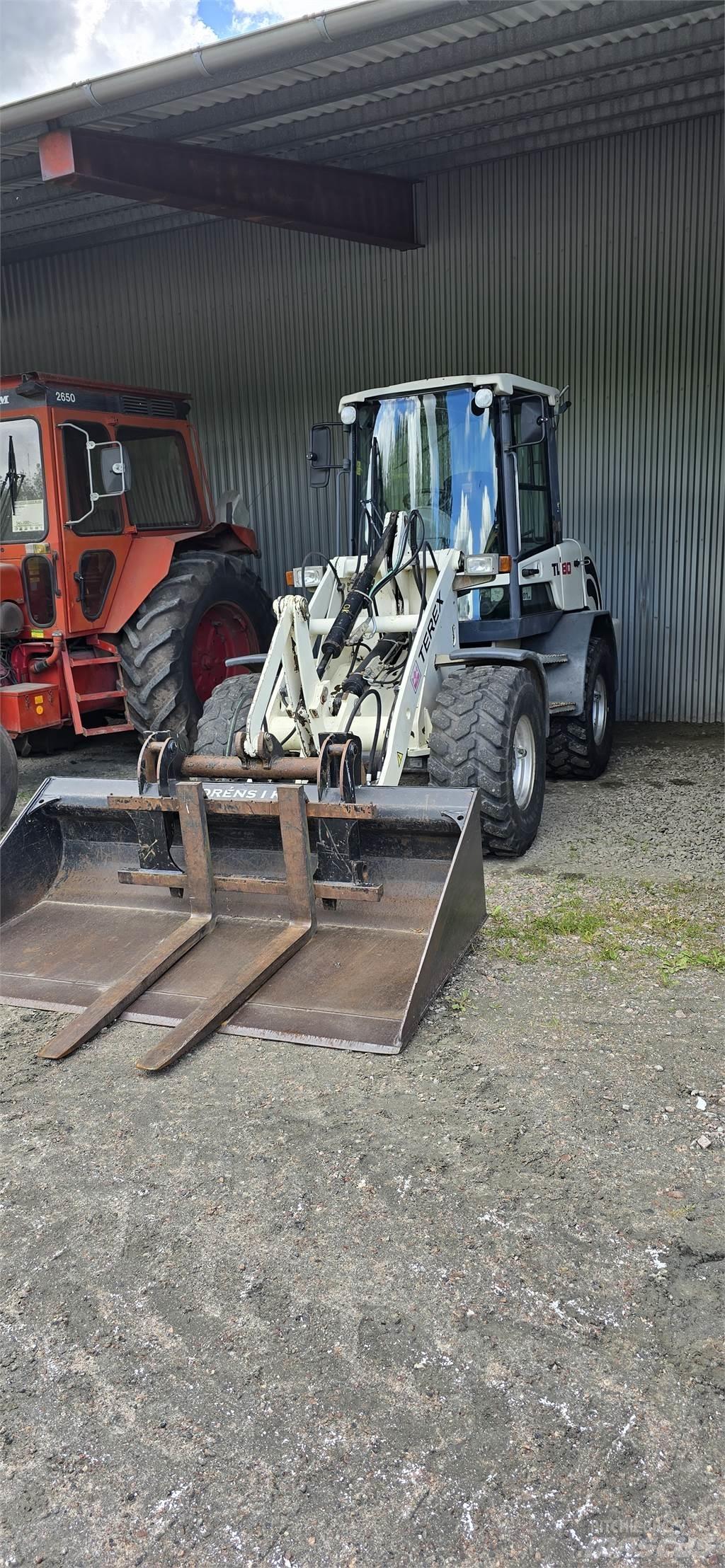 Terex TL80 HJULLASTARE Pale gommate