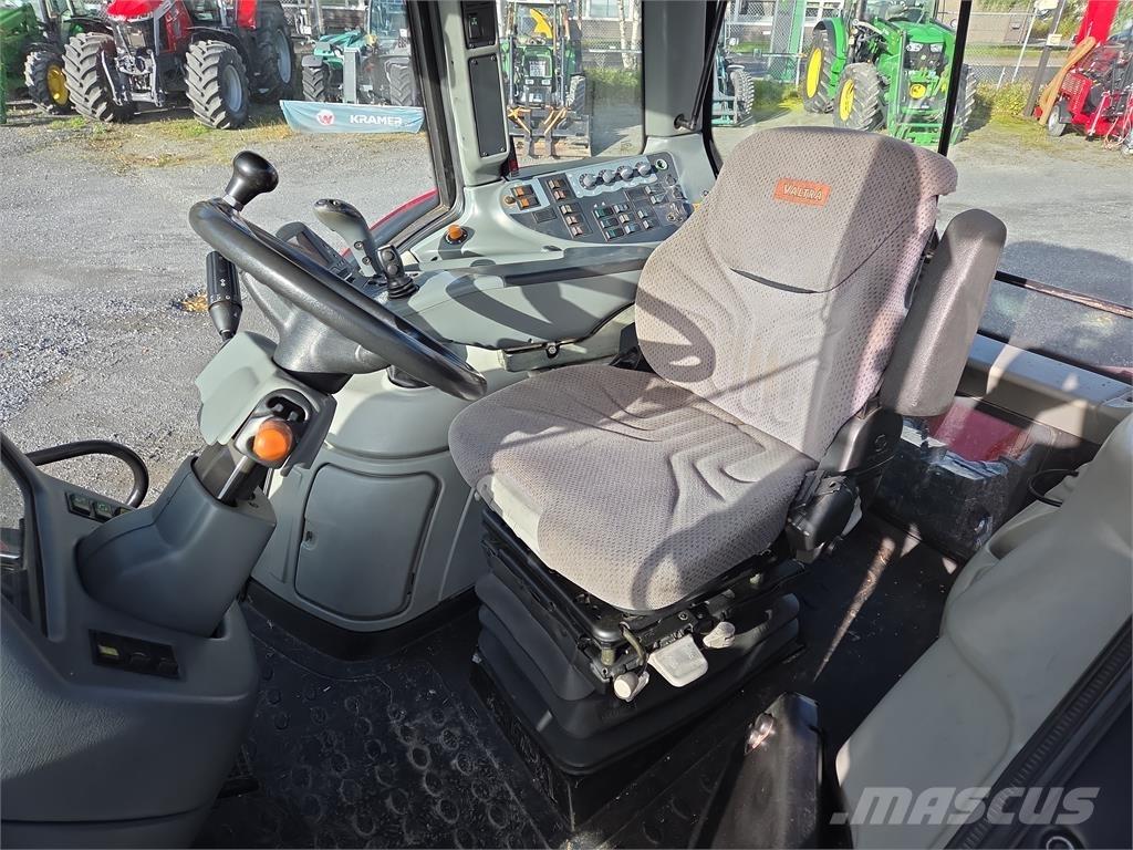 Valtra N121 Trattori