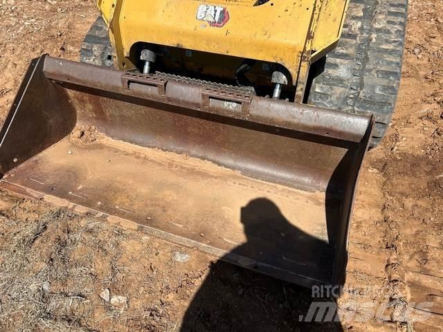 Bobcat 67 Smooth Benne