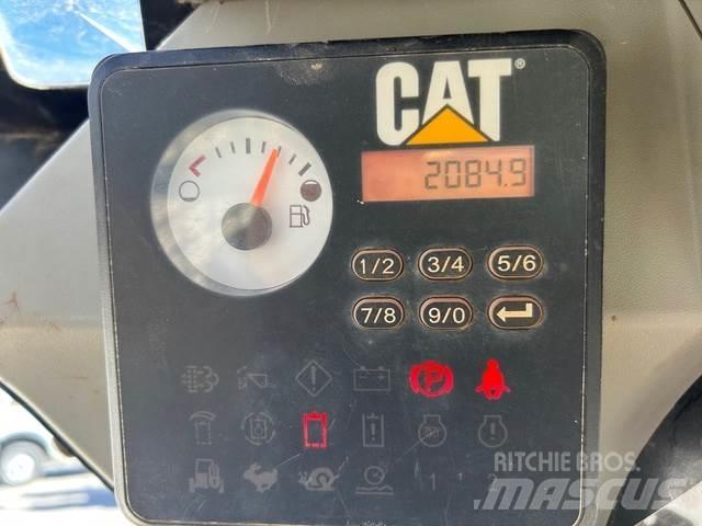 CAT 239D Mini Pale Gommate