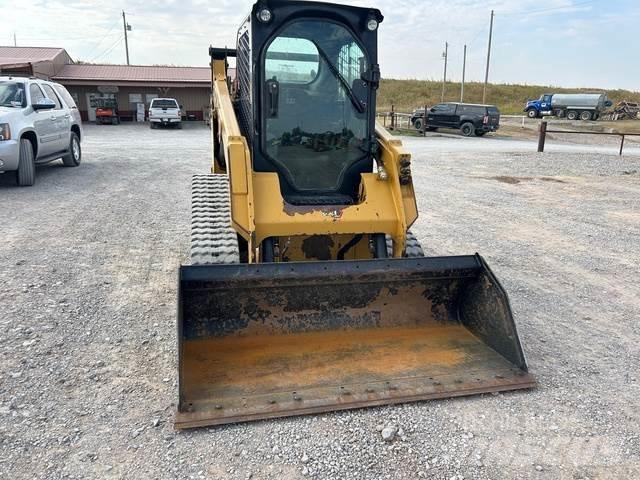 CAT 259D3 Mini Pale Gommate