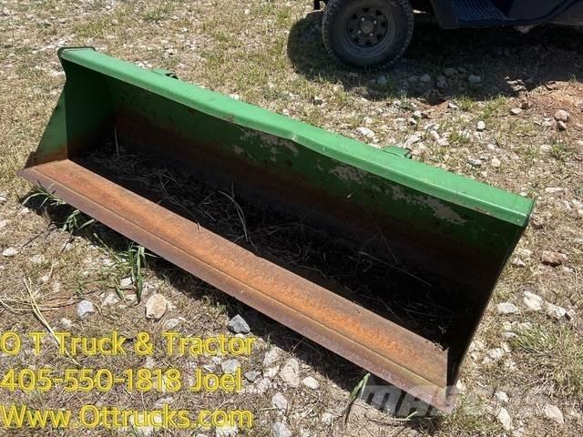 John Deere 72 Bucket Benne