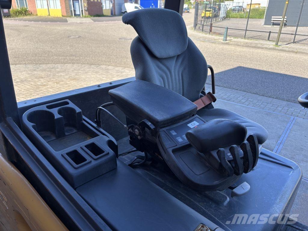 CAT 2EP8000 Carrelli elevatori elettrici