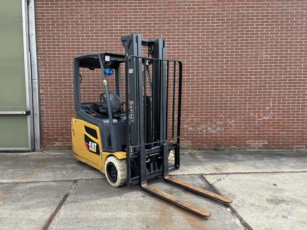 CAT 2ET4000 Carrelli elevatori elettrici