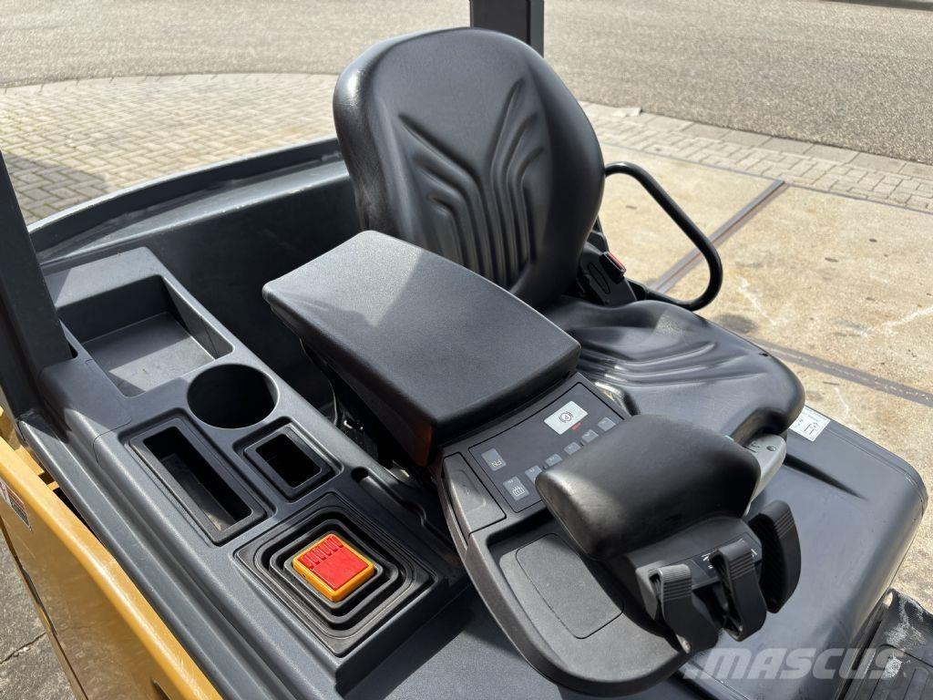 CAT 2ET4000 Carrelli elevatori elettrici