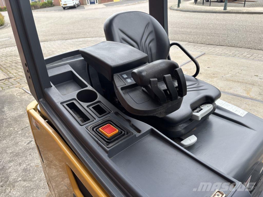 CAT 2ET4000 Carrelli elevatori elettrici