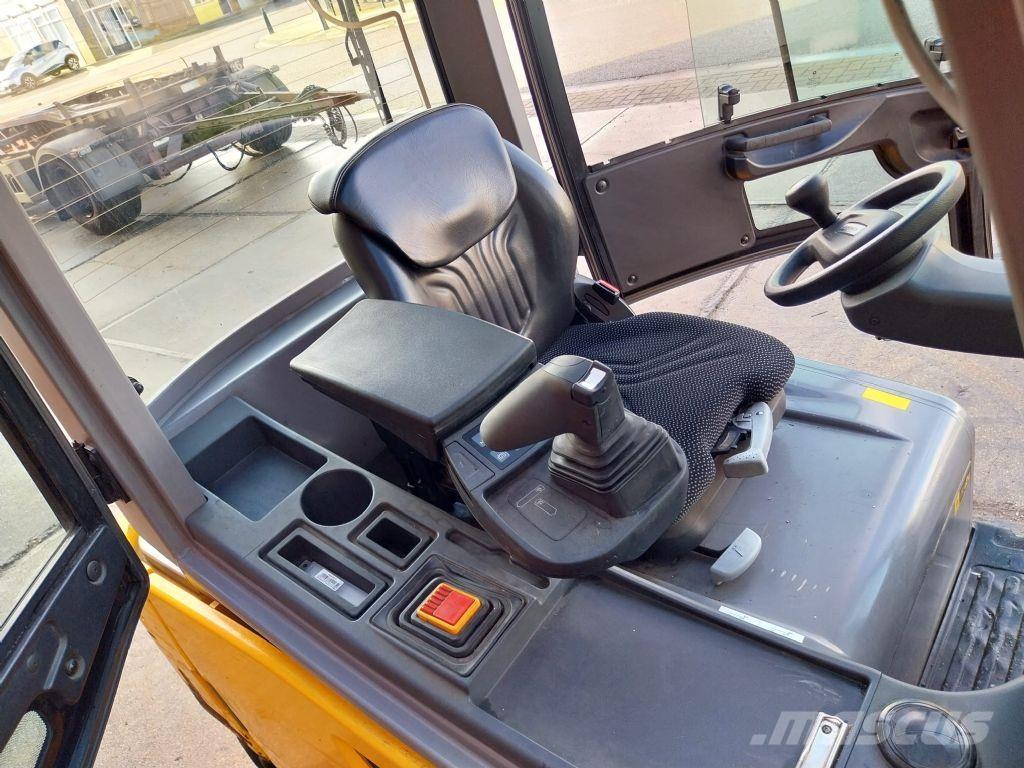 Jungheinrich EFG 320 Carrelli elevatori elettrici